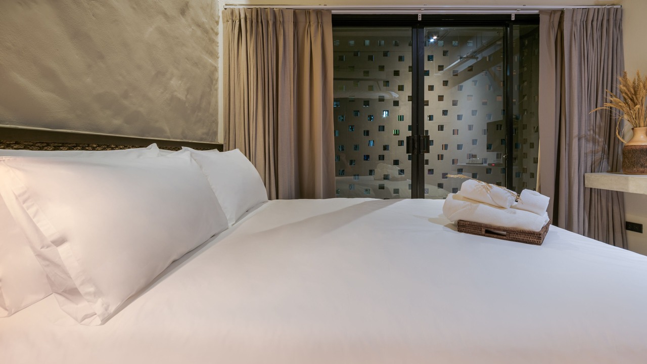 Photo of Bedroom in Thanon Phetchaburi