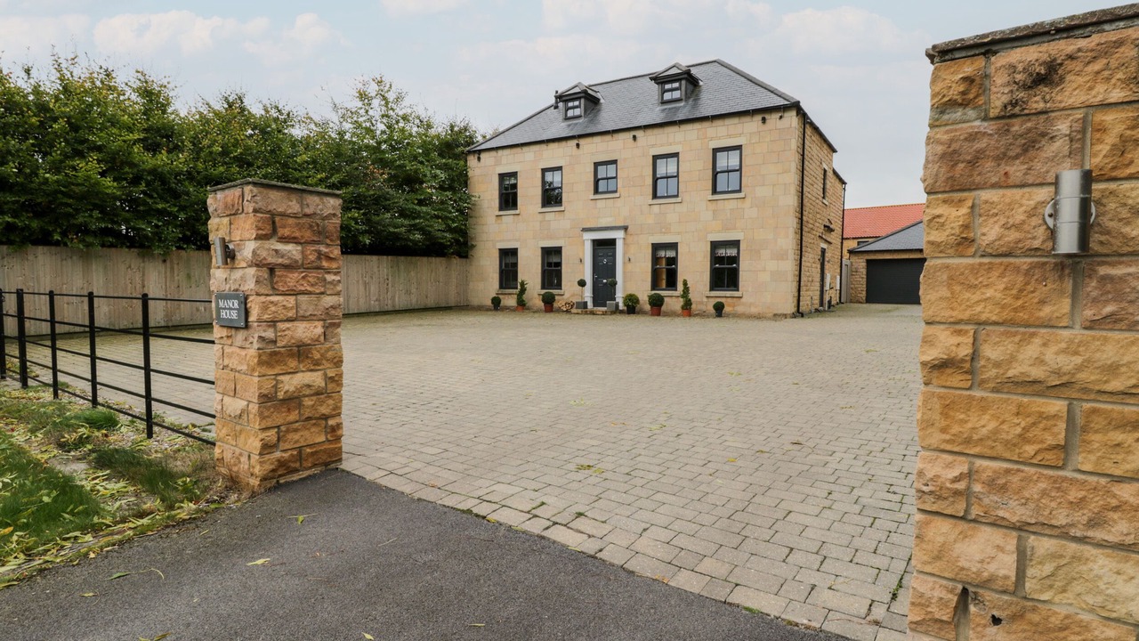 Photo of Outdoor in Scarborough