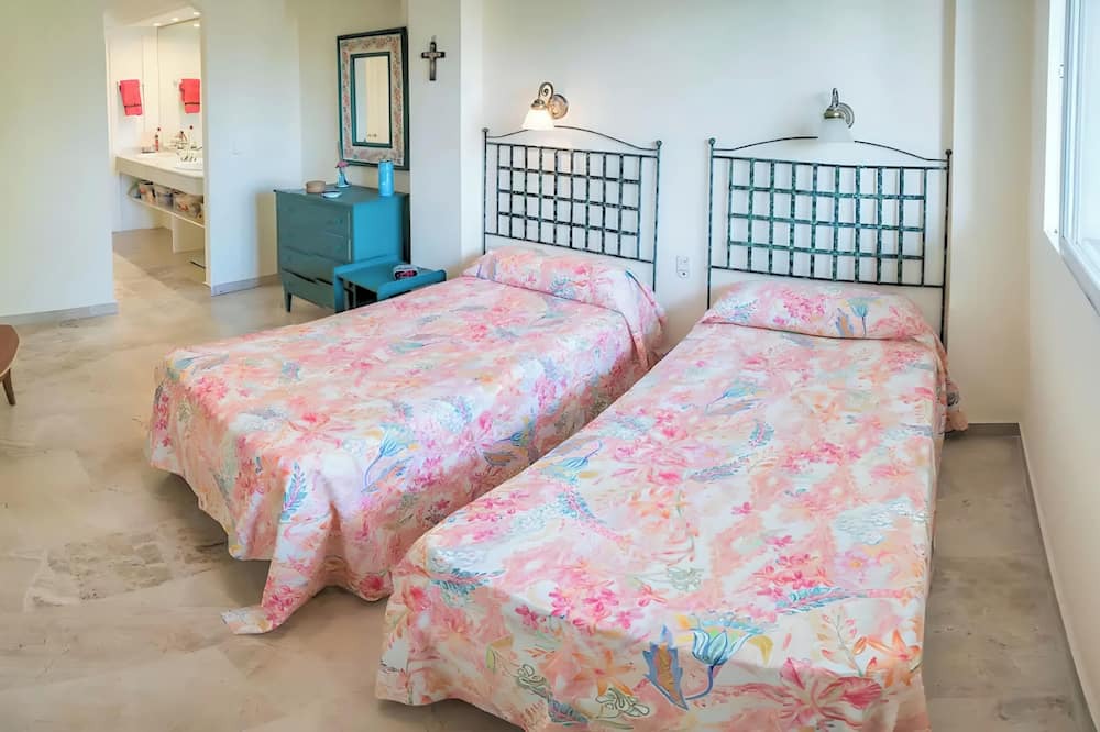 Photo of Bedroom in Nueva Andalucia