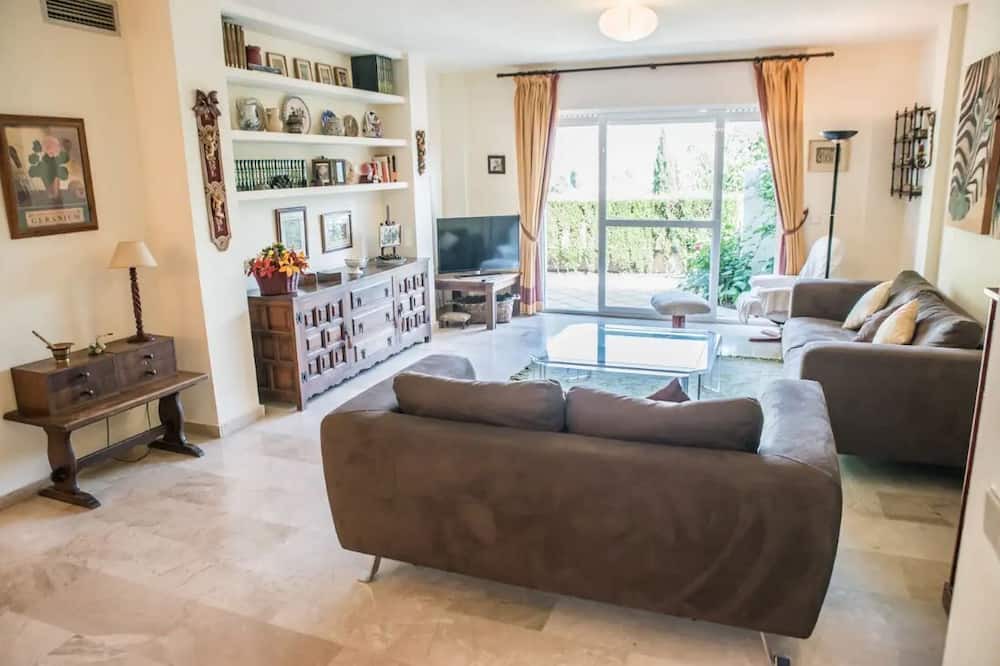 Photo of Livingroom in Nueva Andalucia