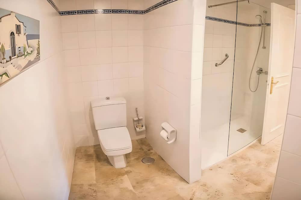 Photo of Bathroom in Nueva Andalucia