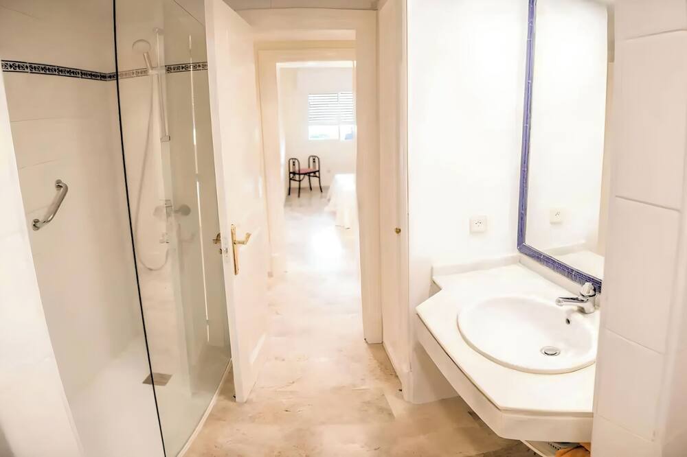 Photo of Bathroom in Nueva Andalucia