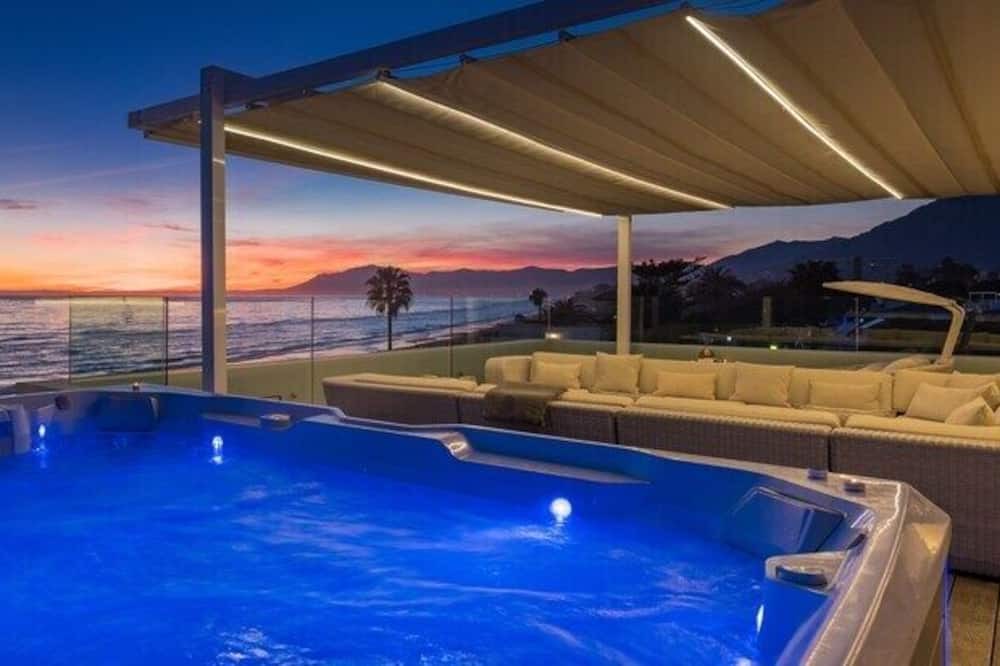 Photo of Outdoor in Urbanizacion Costabella
