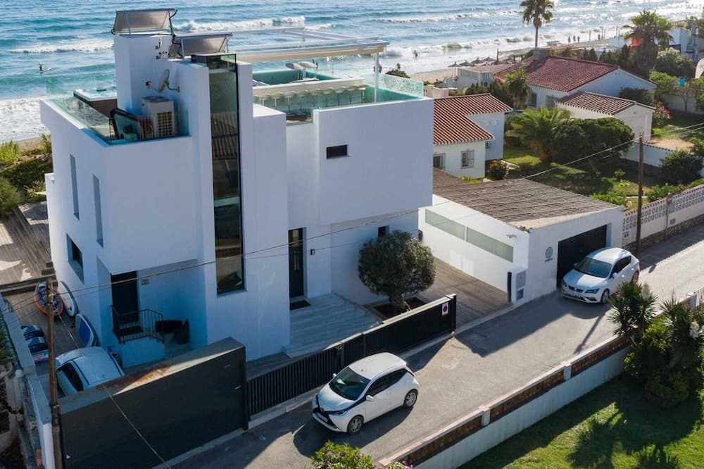 Photo of Outdoor in Urbanizacion Costabella