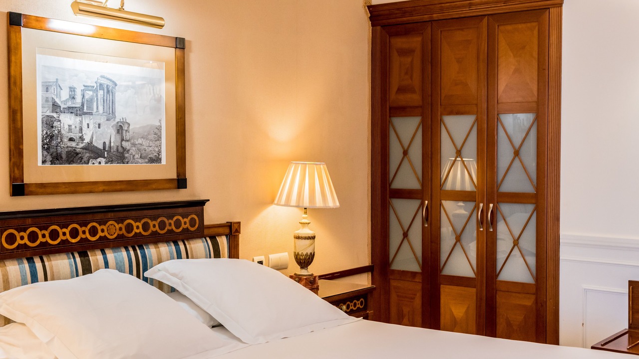Photo of Bedroom in Golden Mile