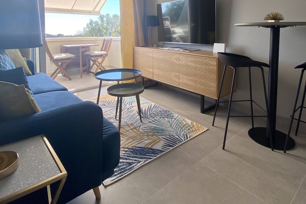 Photo of Livingroom in Urbanizacion Pinos Verdes