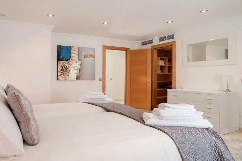 Photo of Bedroom in Elviria