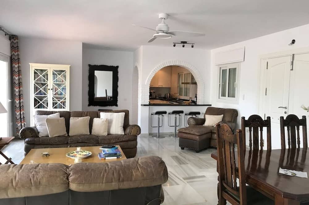 Photo of Livingroom in Urbanizacion el Rosario