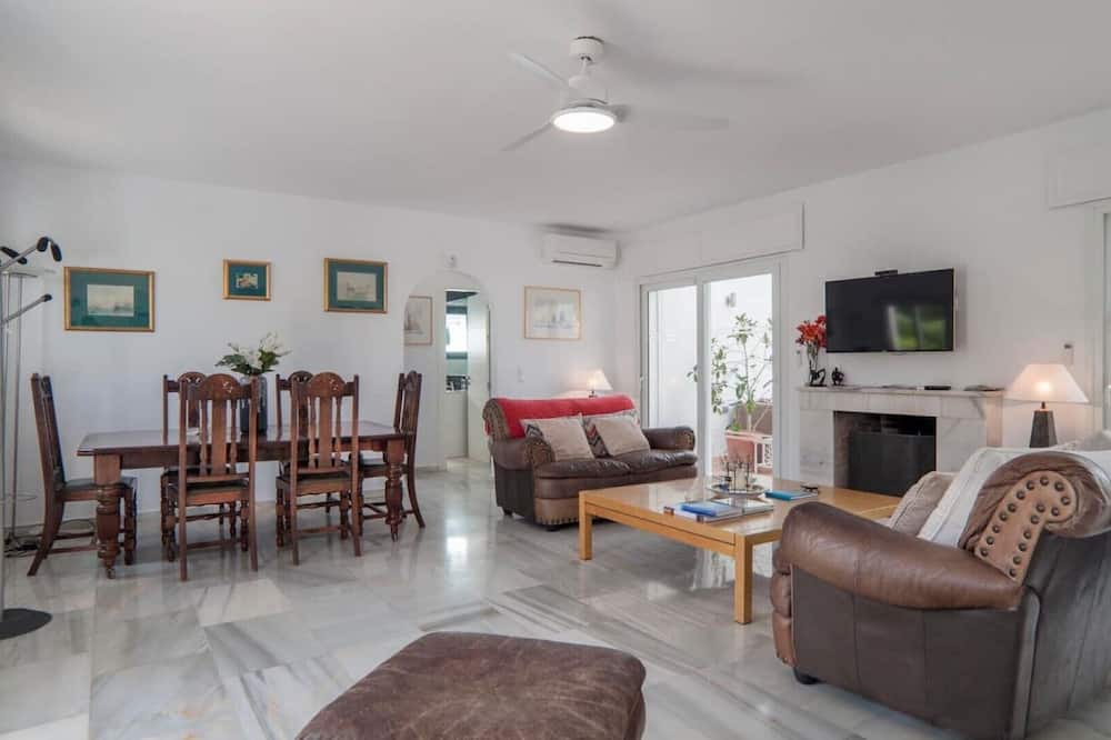 Photo of Livingroom in Urbanizacion el Rosario