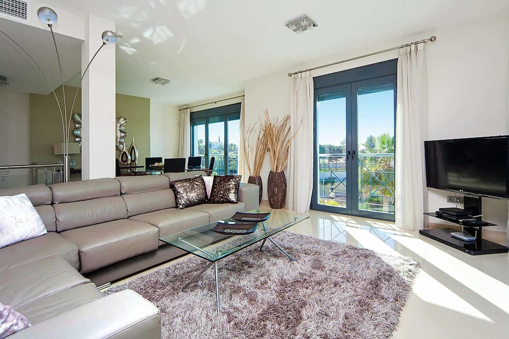 Photo of Livingroom in Elviria