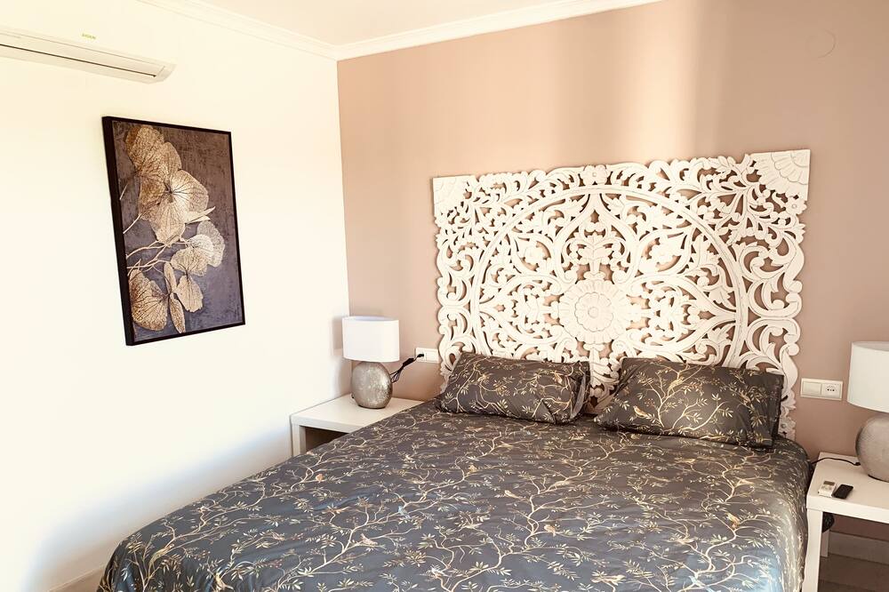 Photo of Bedroom in Nikki Beach