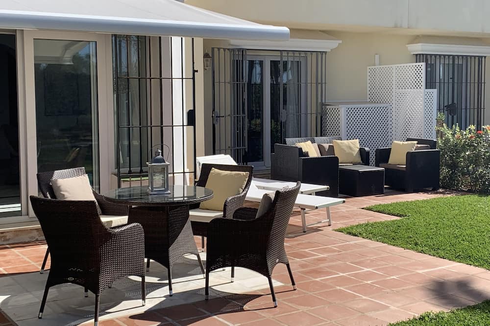 Photo of Patio Balcony in Nikki Beach