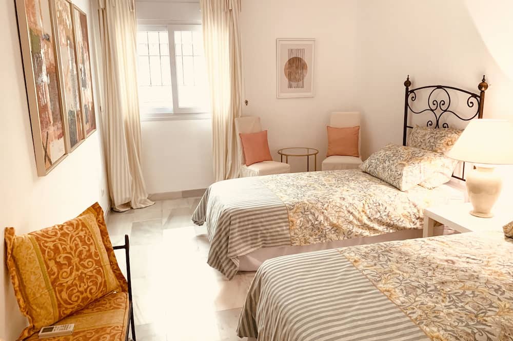 Photo of Bedroom in Nikki Beach