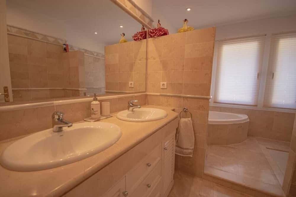 Photo of Bathroom in Marbella