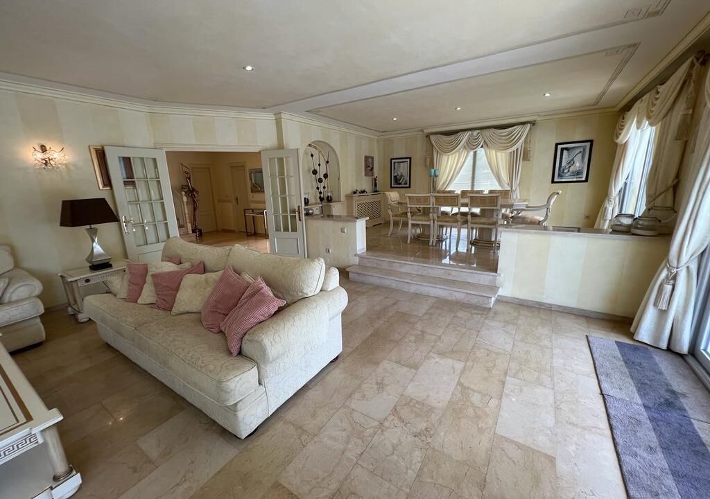 Photo of Livingroom in Urbanizacion Marbessa