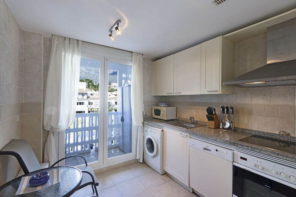 Photo of Kitchen in Golden Mile
