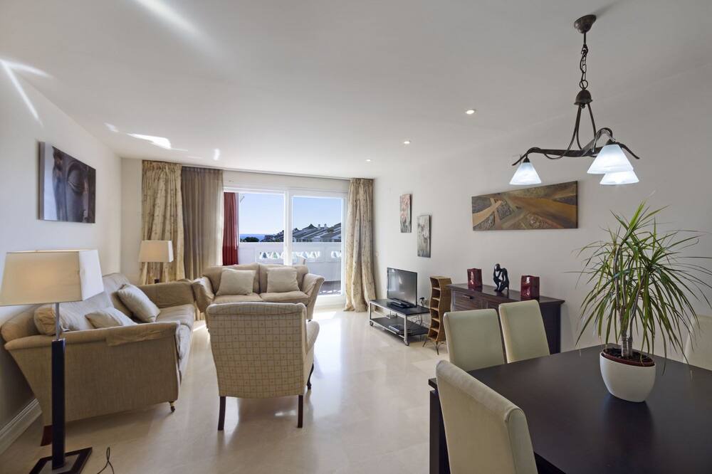 Photo of Livingroom in Golden Mile