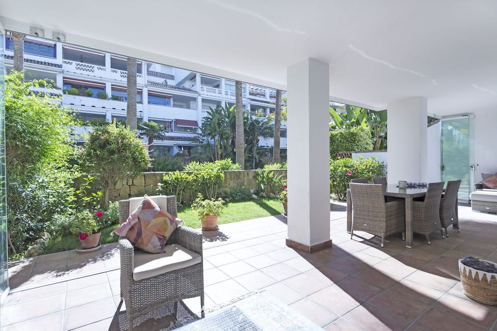 Photo of Outdoor in Golden Mile