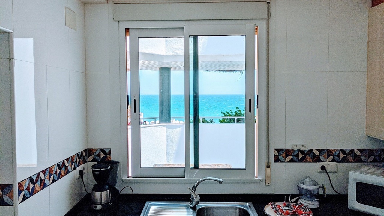 Photo of Bedroom in Golden Mile