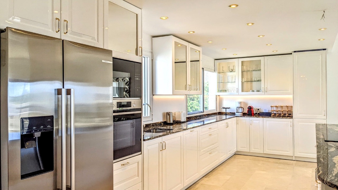 Photo of Kitchen in Golden Mile