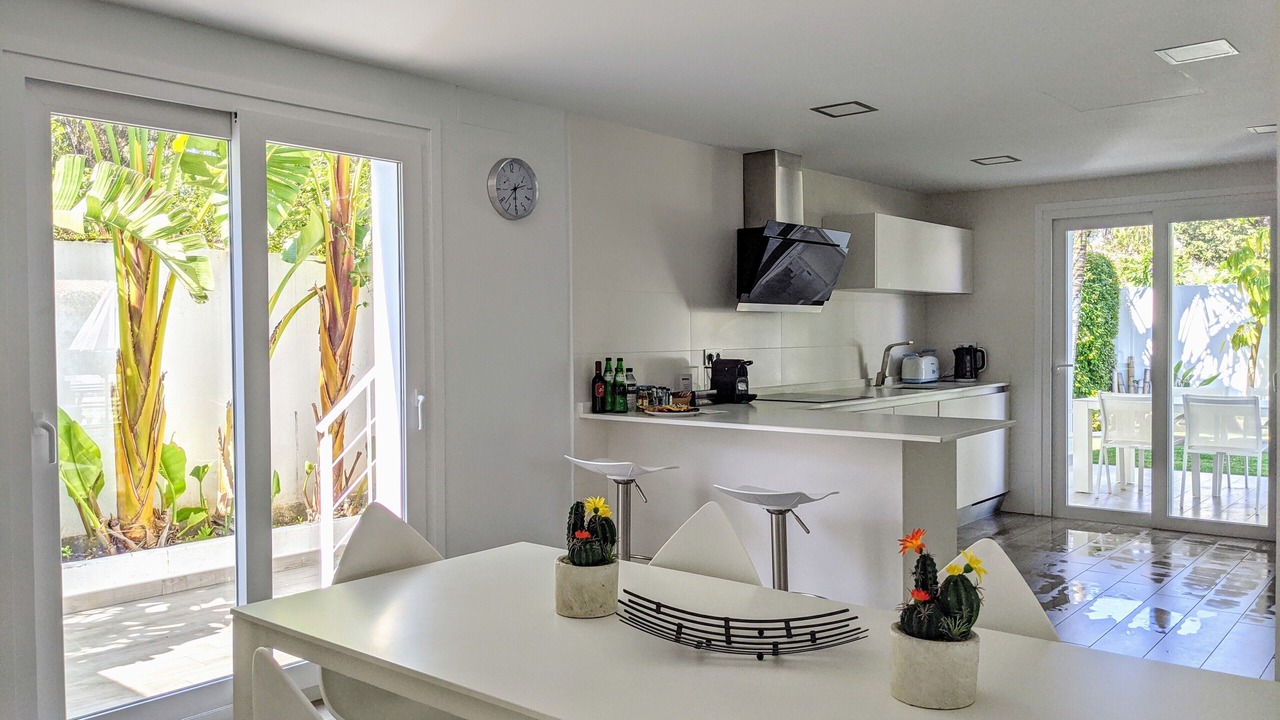 Photo of Kitchen in Golden Mile