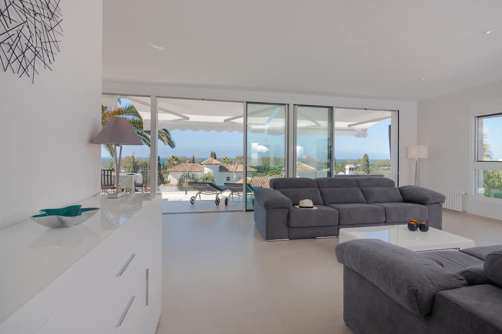 Photo of Livingroom in Elviria