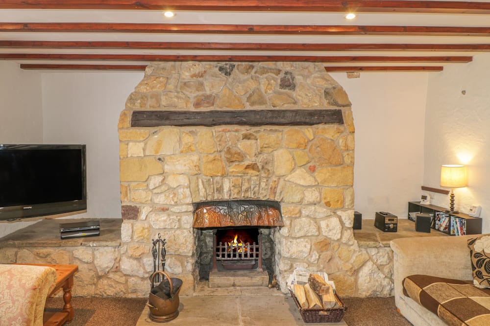 Photo of Livingroom in Scarborough
