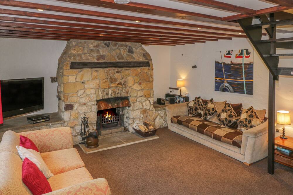 Photo of Livingroom in Scarborough