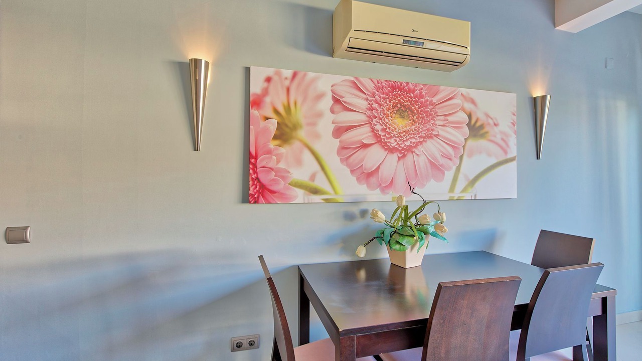 Photo of Bedroom in Moncarapacho e Fuseta