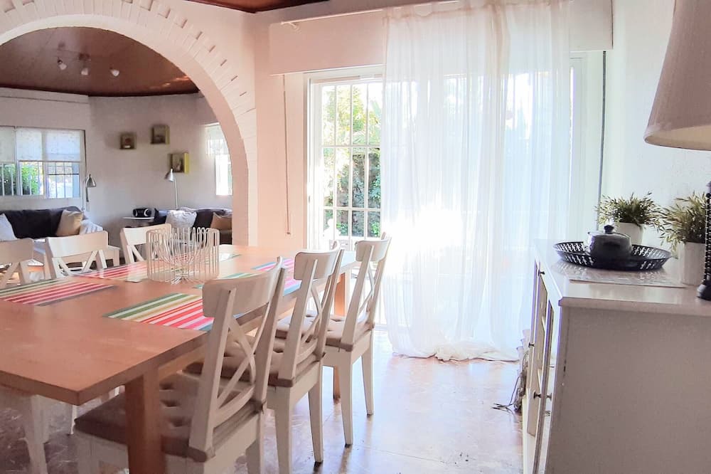 Photo of Kitchen in Urbanizacion Marbessa