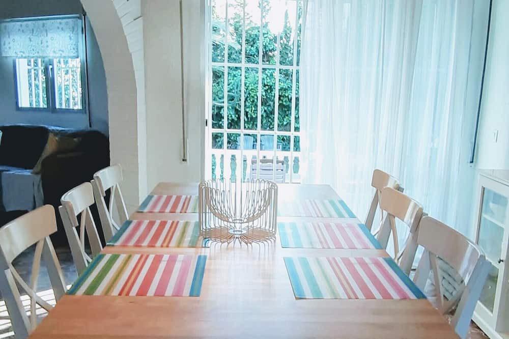 Photo of Kitchen in Urbanizacion Marbessa