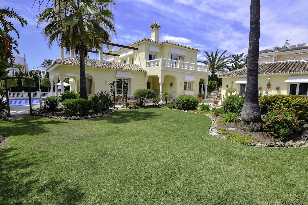 Photo of Outdoor in Urbanizacion Marbessa