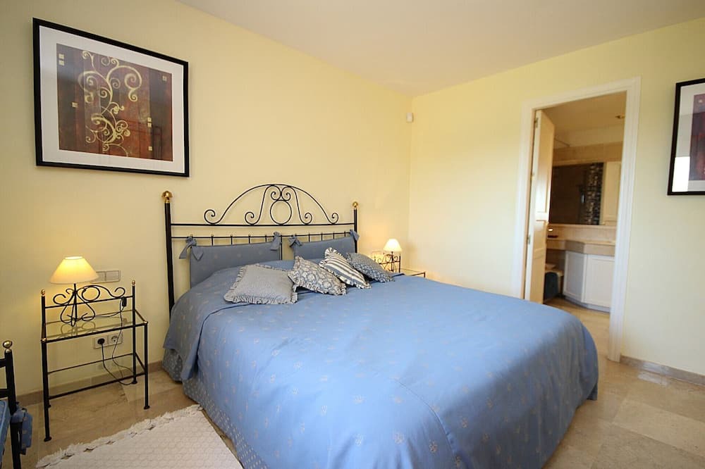 Photo of Bedroom in Elviria