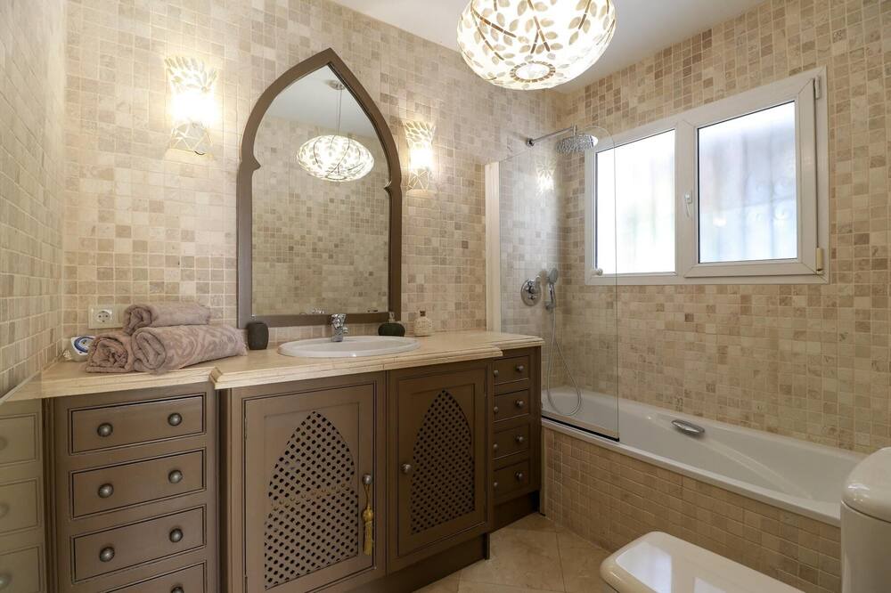 Photo of Bathroom in Cabopino