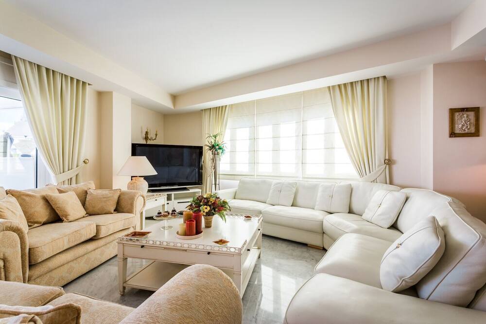 Photo of Livingroom in Puerto Banus