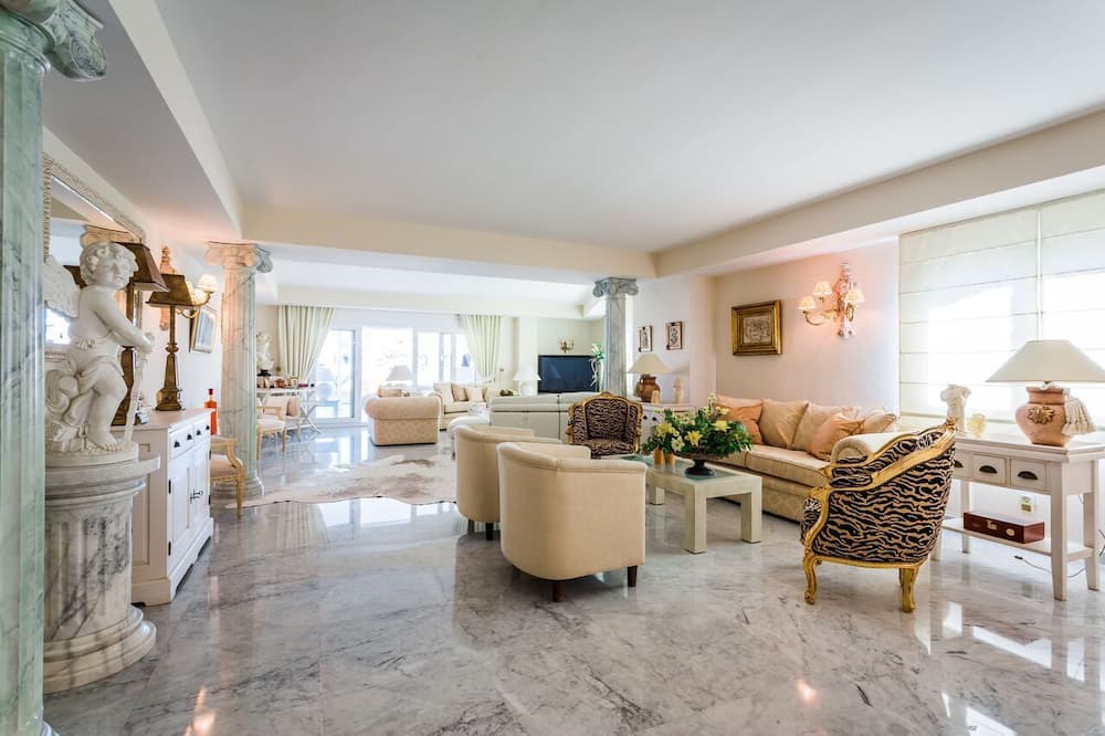 Photo of Livingroom in Puerto Banus