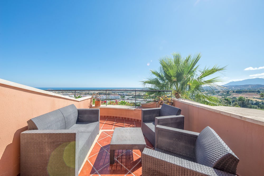 Photo of Patio Balcony in Nueva Andalucia