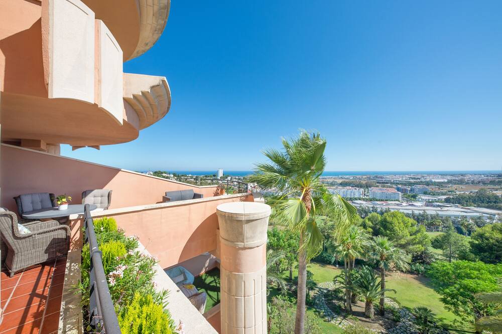 Photo of Patio Balcony in Nueva Andalucia