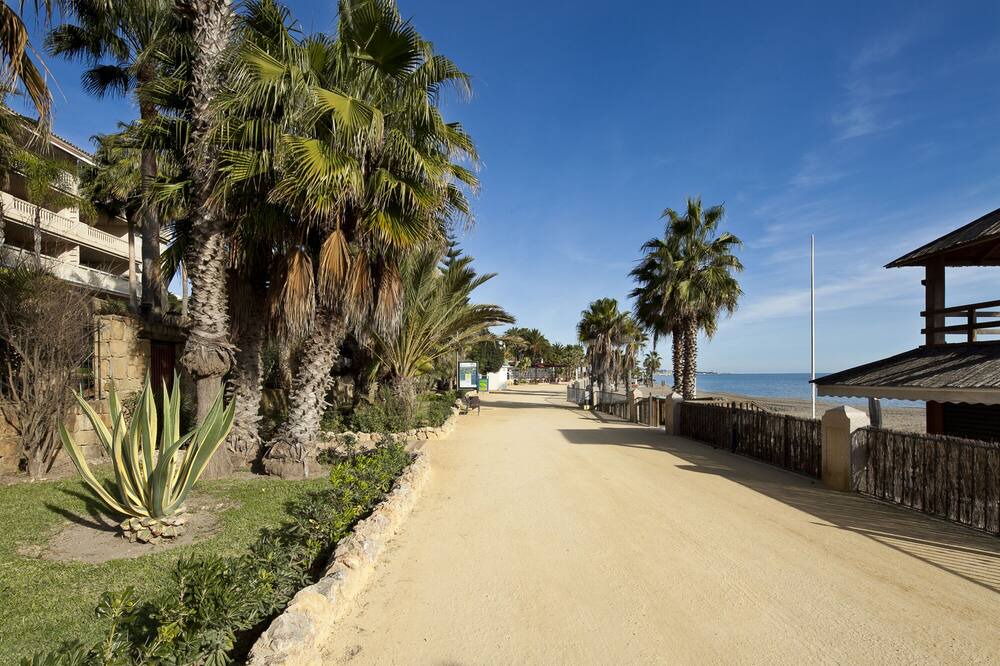 Photo of Outdoor in Golden Mile