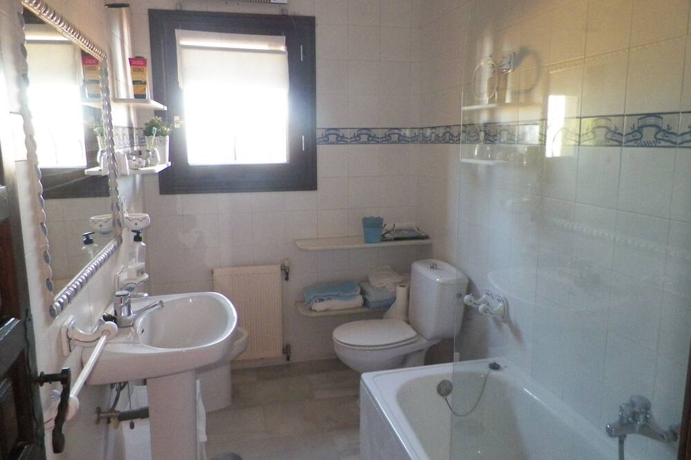 Photo of Bathroom in Urbanizacion el Rosario