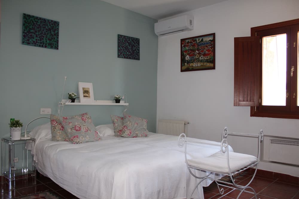 Photo of Bedroom in Urbanizacion el Rosario