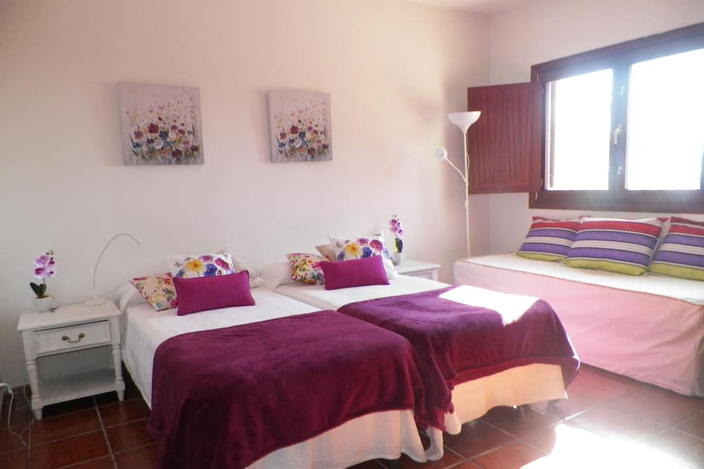 Photo of Bedroom in Urbanizacion el Rosario