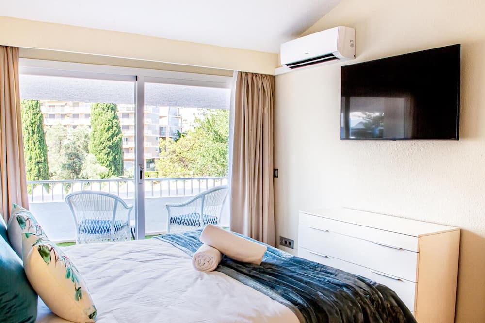 Photo of Bedroom in Golden Mile