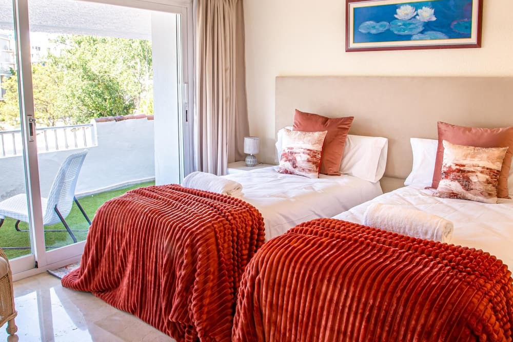 Photo of Bedroom in Golden Mile