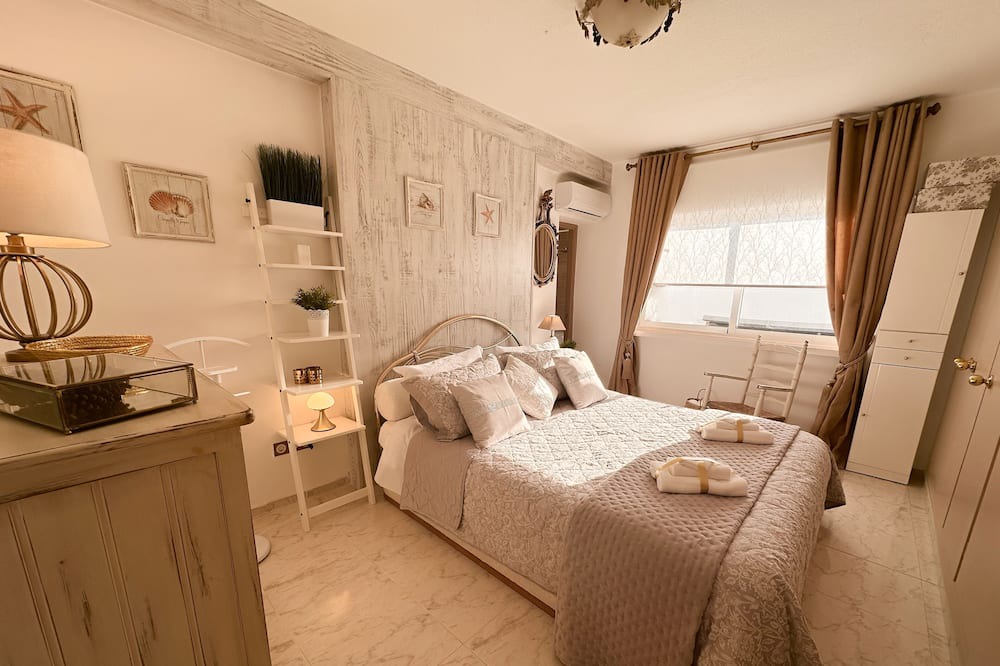 Photo of Bedroom in Urbanizacion Costabella