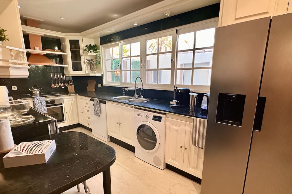 Photo of Kitchen in Urbanizacion Costabella