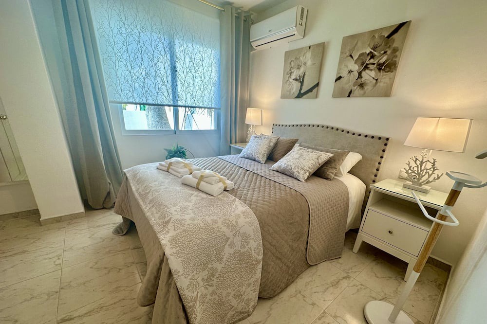 Photo of Bedroom in Urbanizacion Costabella