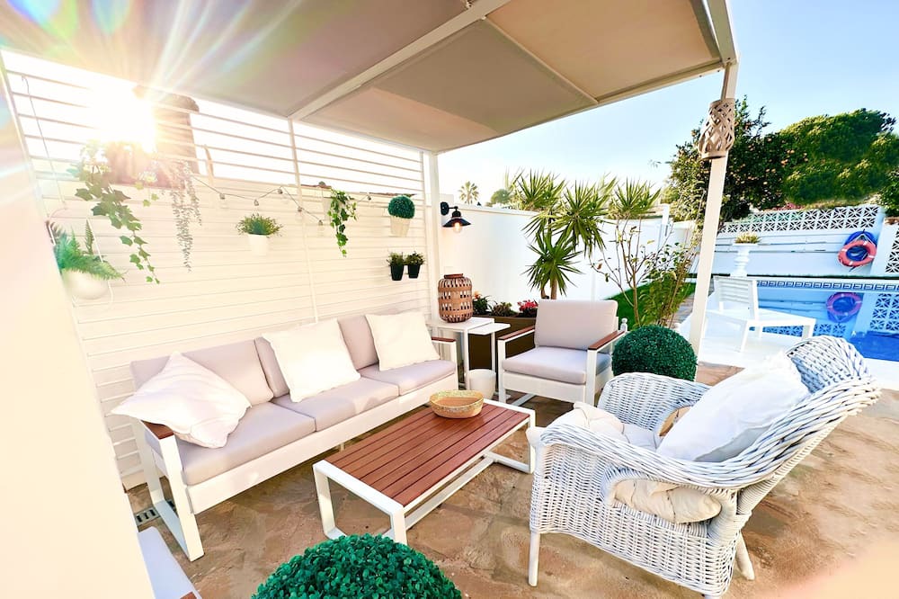 Photo of Outdoor in Urbanizacion Costabella