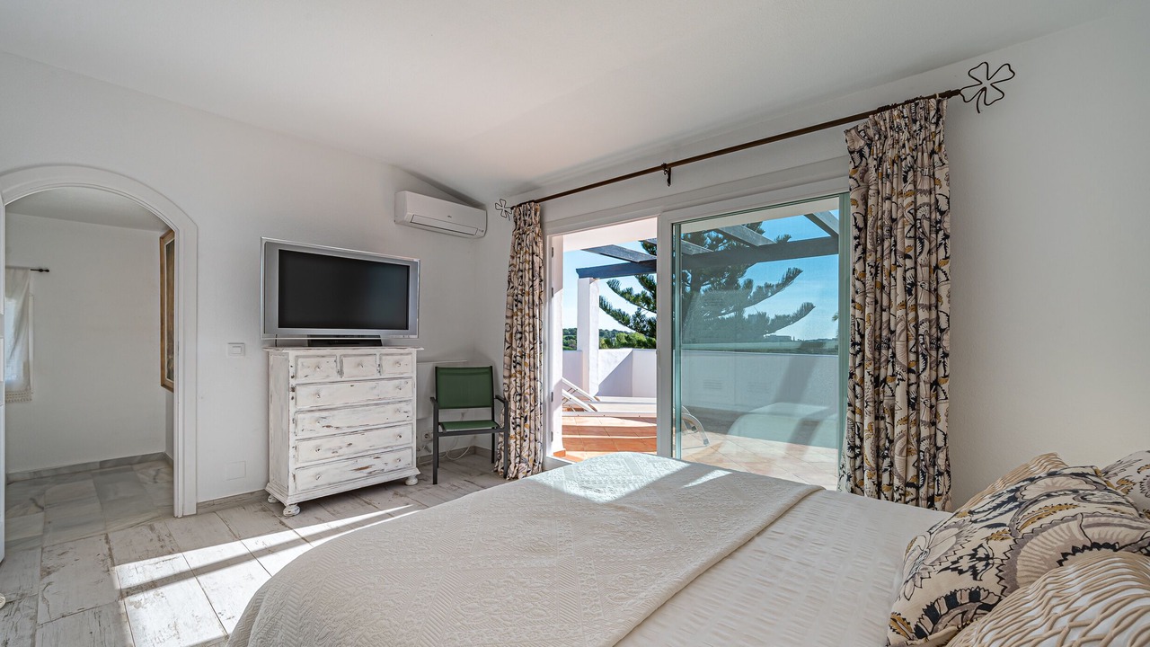 Photo of Bedroom in Elviria