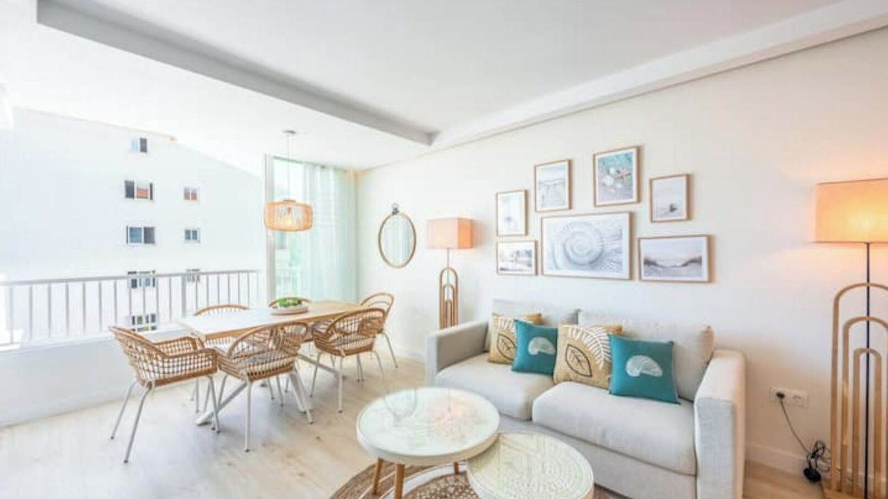 Photo of Livingroom in Golden Mile